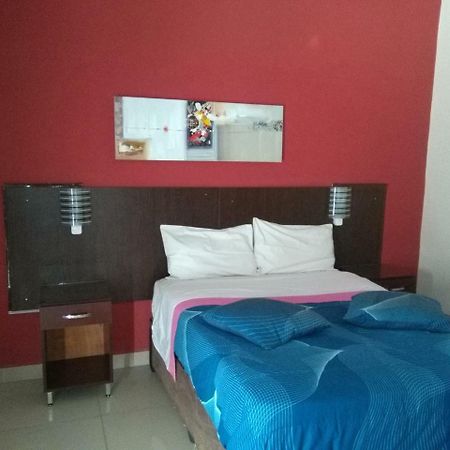 Hotel Le Victoria Tete Zewnętrze zdjęcie