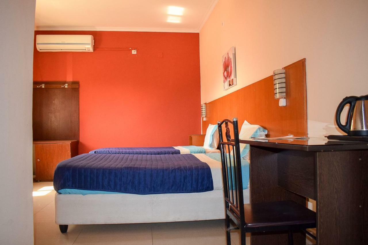 Hotel Le Victoria Tete Zewnętrze zdjęcie